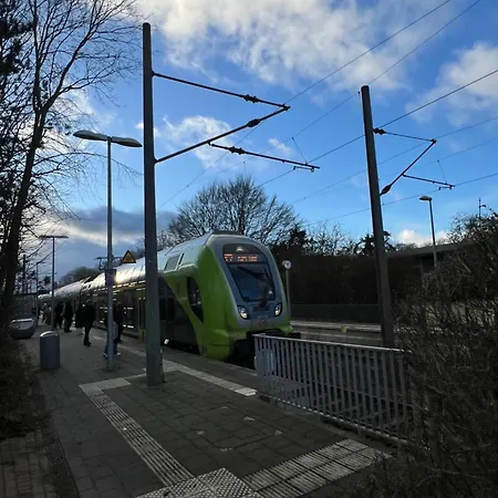 No 8 Stilvolles 2 Personen Mit Separatem Eingang Mit Direkter Zuganbindung Flintbek