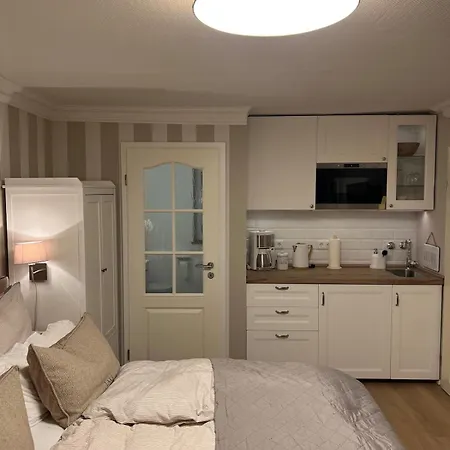 No 8 Stilvolles 2 Personen Mit Separatem Eingang Mit Direkter Zuganbindung *