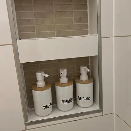 Lägenhet No 8 Stilvolles 2 Personen Mit Separatem Eingang Mit Direkter Zuganbindung *