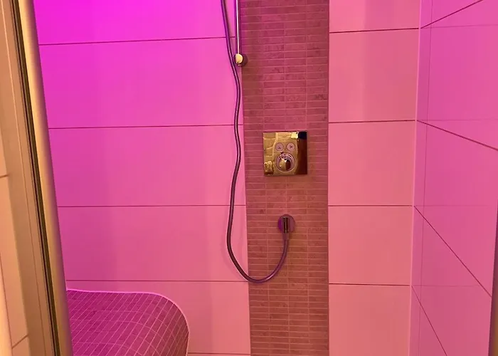 No 8 Stilvolles 2 Personen Mit Separatem Eingang Mit Direkter Zuganbindung *